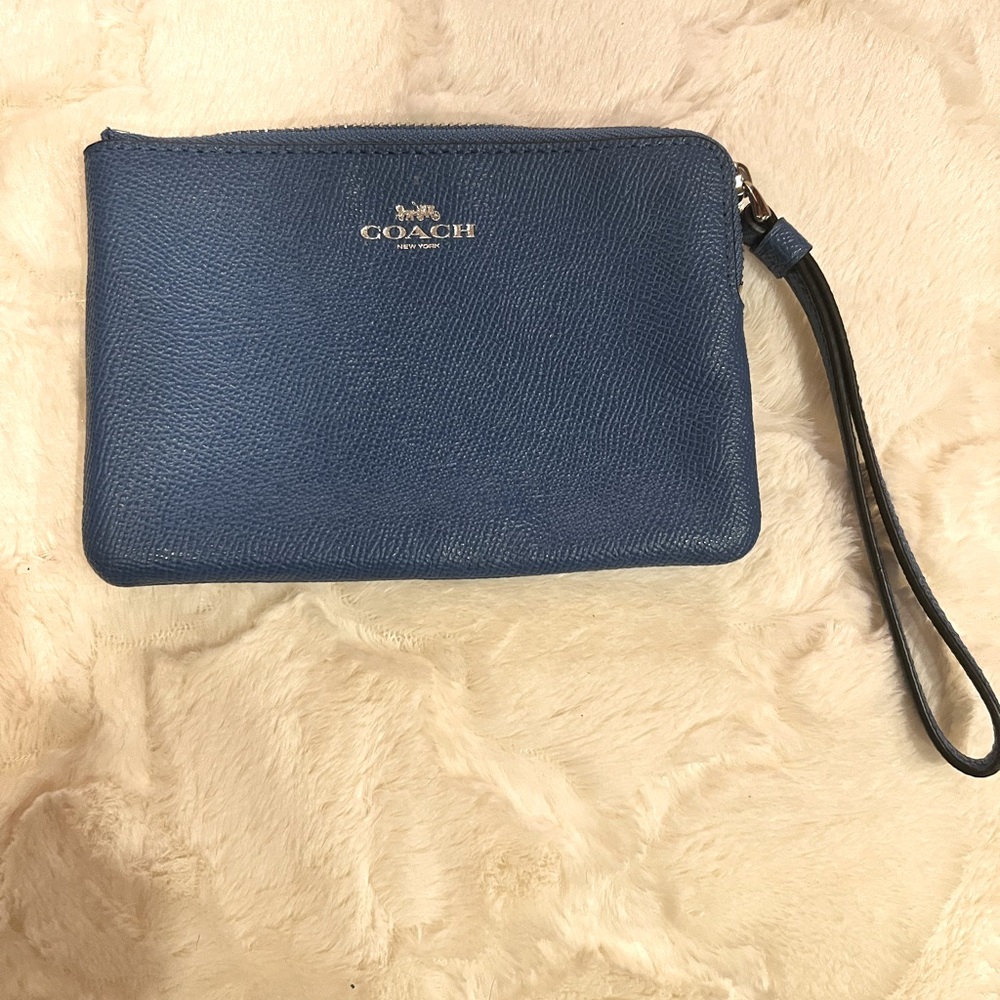New Coach wristlet
